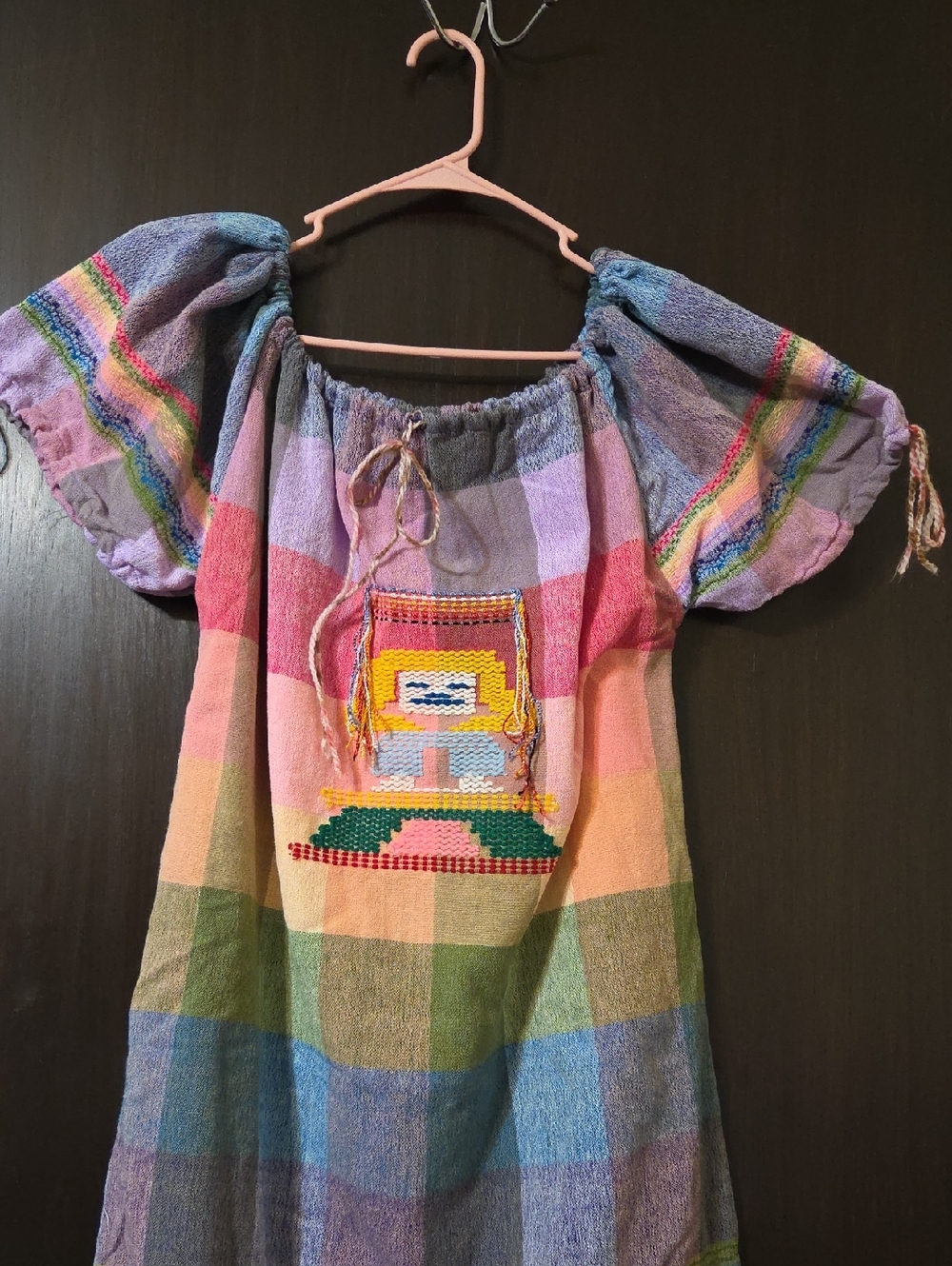 no brand name adult lovely dress pink/green 2 side slits Large